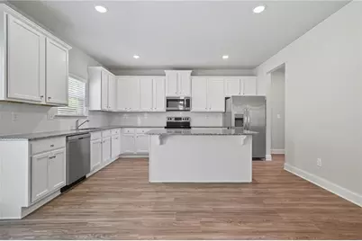 33 N Village Circle, Rydal, GA 30171 - Photo 5