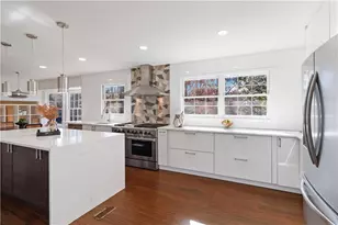 2001 Village North Rd, Atlanta, GA 30338 - Photo 11