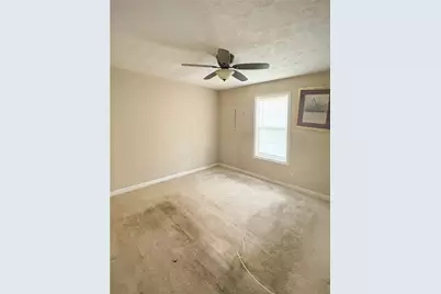 670 Lost Creek Circle, Stone Mountain, GA 30088 - Photo 11