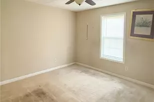 670 Lost Creek Cir, Stone Mountain, GA 30088 - Photo 11