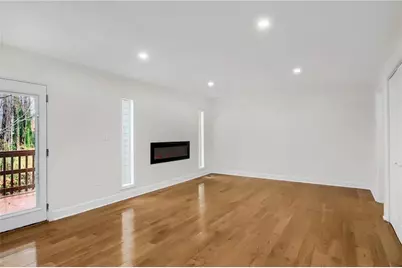 8 Huntington Place Drive, Atlanta, GA 30350 - Photo 15