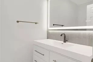 8 Huntington Pl Dr, Atlanta, GA 30350 - Photo 17