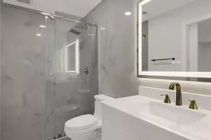 8 Huntington Pl Dr, Atlanta, GA 30350 - Photo 23