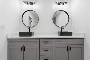 167 Rockmart Dr SW, Atlanta, GA 30314 - Photo 17