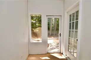 24 Intown Pl, Fayetteville, GA 30214 - Photo 17