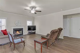 1108 Sandy Bank Ct, Auburn, GA 30011 - Photo 13