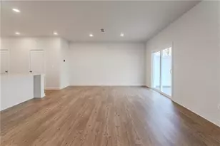 7325 Mulberry Trace Ln, Flowery Branch, GA 30542 - Photo 11