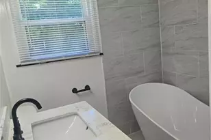 754 Pegg Rd SW, Atlanta, GA 30315 - Photo 7