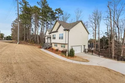760 McCart Road, Lawrenceville, GA 30045 - Photo 3