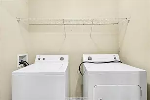 2161 Del Lago Circle NW, Kennesaw, GA 30152 - Photo 13