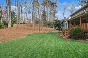 6690 Castleton Dr NW, Atlanta, GA 30328 - Photo 23