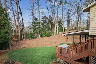 6690 Castleton Dr NW, Atlanta, GA 30328 - Photo 21