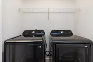 964 Bibbs Circle, Atlanta, GA 30318 - Photo 23