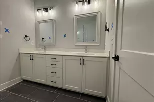 1241 Cushenberry Ln, Atlanta, GA 30318 - Photo 13