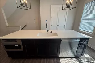 1241 Cushenberry Ln, Atlanta, GA 30318 - Photo 5