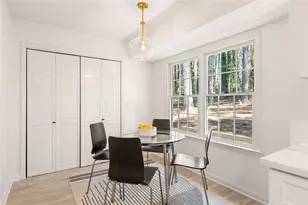 1966 S Hidden Hills Pkwy, Stone Mountain, GA 30088 - Photo 19