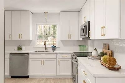 1966 S Hidden Hills Parkway, Stone Mountain, GA 30088 - Photo 15