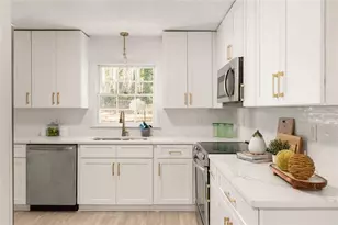 1966 S Hidden Hills Pkwy, Stone Mountain, GA 30088 - Photo 15