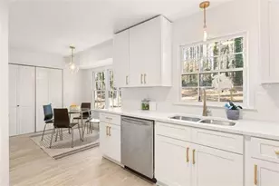 1966 S Hidden Hills Pkwy, Stone Mountain, GA 30088 - Photo 17