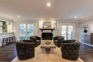 7590 Chaparral Dr, Sandy Springs, GA 30350 - Photo 7