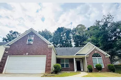 5736 Lakeside Drive, Union City, GA 30291 - Photo 1