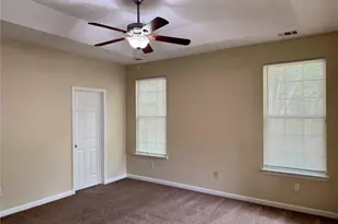 5736 Lakeside Dr, Union City, GA 30291 - Photo 7