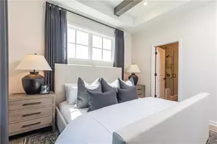 982 Bibbs Circle NW, Atlanta, GA 30318 - Photo 9