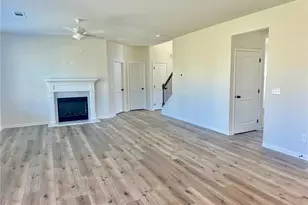 325 Rodeo Dr, Auburn, GA 30011 - Photo 23