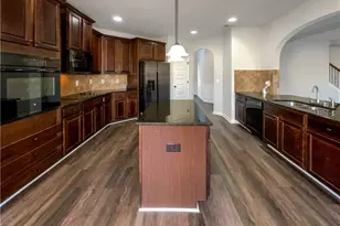 2879 Valaise Ln, Lithonia, GA 30038 - Photo 7