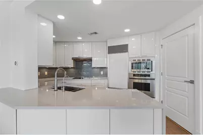 700 Park Regency Place NE #1503, Atlanta, GA 30326 - Photo 5