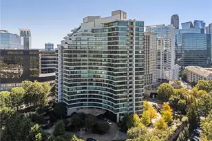 700 Park Regency Pl NE, Atlanta, GA 30326 - Photo 1