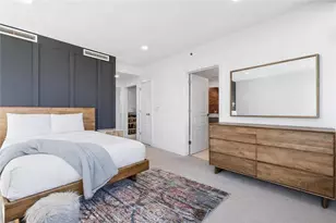 700 Park Regency Pl NE, Atlanta, GA 30326 - Photo 9