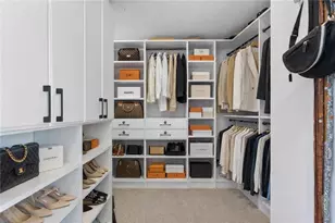 700 Park Regency Pl NE, Atlanta, GA 30326 - Photo 13