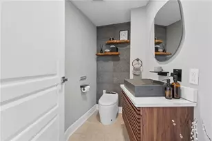 700 Park Regency Pl NE, Atlanta, GA 30326 - Photo 19