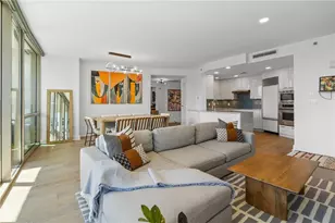 700 Park Regency Pl NE, Atlanta, GA 30326 - Photo 3