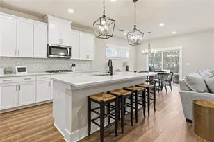 700 Stately Dr, Woodstock, GA 30188 - Photo 7