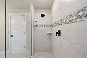 700 Stately Dr, Woodstock, GA 30188 - Photo 33