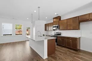 6121 Wayburn St, Tucker, GA 30084 - Photo 7