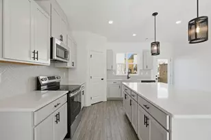 6137 Wayburn St, Tucker, GA 30084 - Photo 9