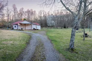 96 Joyce Dr, Cleveland, GA 30528 - Photo 9