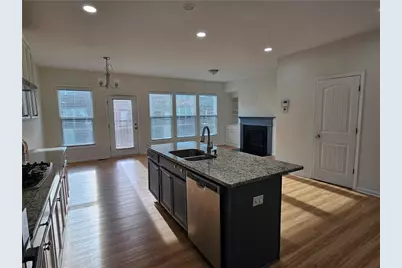 650 Sunset Park Drive, Suwanee, GA 30024 - Photo 7