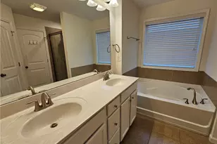 650 Sunset Park Dr, Suwanee, GA 30024 - Photo 19