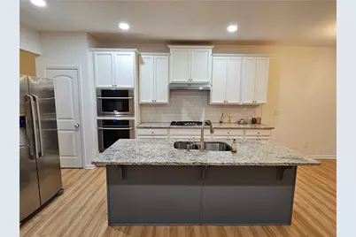 650 Sunset Park Drive, Suwanee, GA 30024 - Photo 3