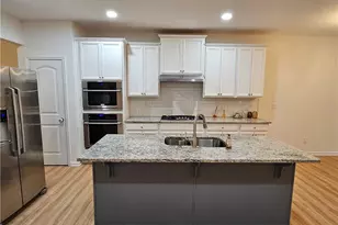 650 Sunset Park Dr, Suwanee, GA 30024 - Photo 3