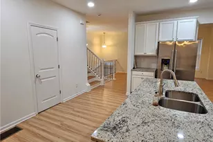 650 Sunset Park Dr, Suwanee, GA 30024 - Photo 11