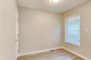729 Cooper St SW, Atlanta, GA 30315 - Photo 7