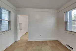 542 S Evelyn Pl NW, Atlanta, GA 30318 - Photo 5