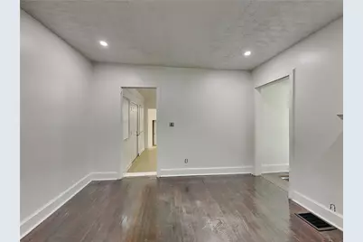 542 S Evelyn Place NW, Atlanta, GA 30318 - Photo 3