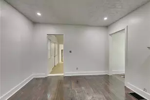 542 S Evelyn Pl NW, Atlanta, GA 30318 - Photo 3