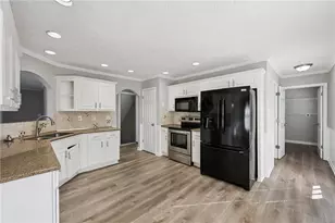 341 Windermere Dr, Loganville, GA 30052 - Photo 11